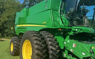 2022 John Deere S770 