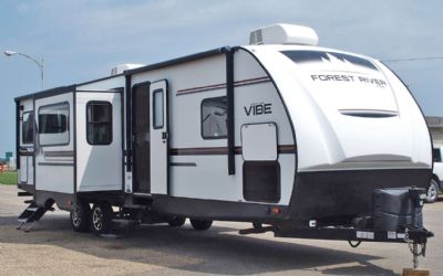 Photo of a 2019 Forest River 33RK Vibe Travel Trailer for sale