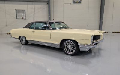 Photo of a 1966 Pontiac Grand Prix for sale