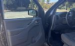 2017 Frontier V6 4x4 Thumbnail 6