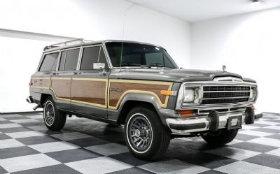 Photo of a 1990 Jeep Grand Wagoneer for sale