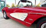1961 Corvette Thumbnail 18