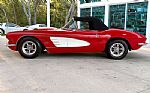 1961 Corvette Thumbnail 23