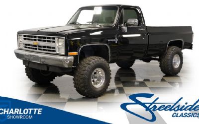 Photo of a 1986 Chevrolet K10 Custom Deluxe 4X4 for sale