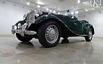 1952 TD Thumbnail 4
