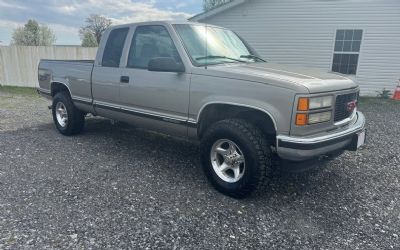 Photo of a 1998 GMC K1500 Sierra for sale