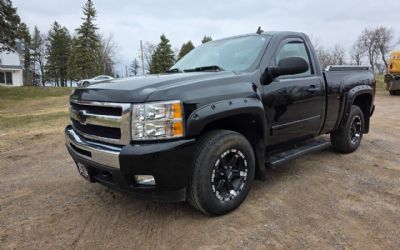 Photo of a 2010 Chevrolet Silverado 1500 LT 4X4 2DR Regular Cab 6.5 FT. SB for sale