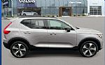 2026 XC40 Thumbnail 3