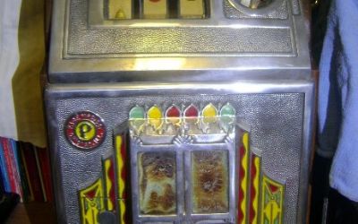 Photo of a O.D. Jennings Vintage Slot Machine for sale
