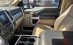 2017 F350 Super Duty Crew Thumbnail 8