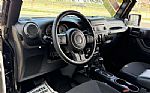 2016 Wrangler Thumbnail 11