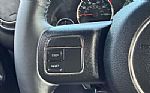 2016 Wrangler Thumbnail 23