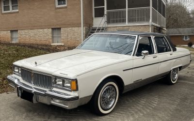Photo of a 1985 Pontiac Parisienne for sale