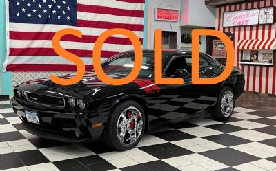 Photo of a 2013 Dodge Challenger R/T Hemi for sale