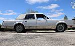 1988 Town Car Signature Thumbnail 18