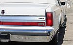 1988 Town Car Signature Thumbnail 29