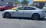 2022 Panamera Thumbnail 4