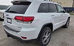2020 Grand Cherokee Thumbnail 3