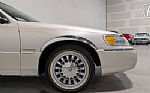 2001 Town Car Cartier Edition Thumbnail 43