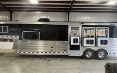 Photo of a 2014 Elite 3 Horse Slant Load Horse Trailer for sale