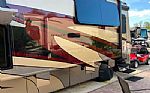 2018 Discovery 38F Thumbnail 4