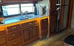 2018 Discovery 38F Thumbnail 7