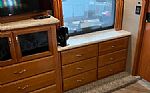 2018 Discovery 38F Thumbnail 15