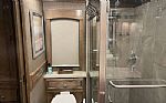 2020 Discovery LXE 44B Thumbnail 12