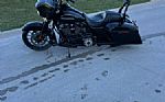 2018 Street Glide Thumbnail 1