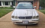 2005 XJ-Series Thumbnail 3