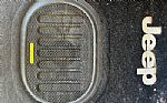 2016 Wrangler Unlimited Thumbnail 15