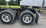 2013 T660 Thumbnail 13