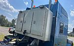 2013 T660 Thumbnail 30
