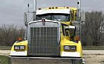 2021 W900 Thumbnail 4