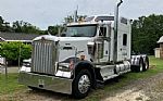2008 W900 Thumbnail 1