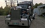 2018 W900L Thumbnail 3