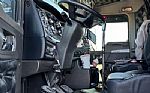2016 W900L Thumbnail 6