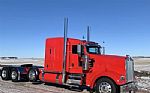 2021 W900L Thumbnail 3