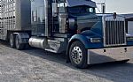 2020 W900L Thumbnail 1