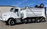 2006 T800 Thumbnail 3