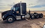 2023 T880 Thumbnail 2