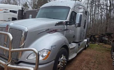 Photo of a 2020 Kenworth T680 Sleeper Trucks for sale