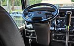 2022 W900 Thumbnail 6