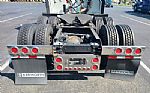 2014 T660 Thumbnail 6