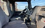 2012 T660 Thumbnail 6