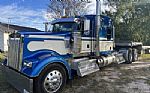 2016 W900 Thumbnail 1