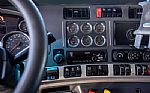 2020 T880 Thumbnail 15