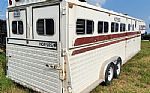 1986 9 Horse Trailer Thumbnail 9