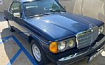 1985 300CD TURBO DIESEL Thumbnail 1