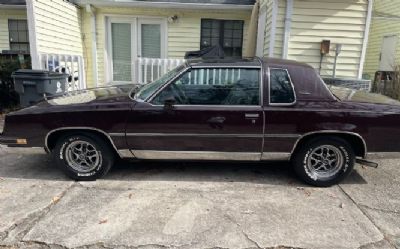 Photo of a 1986 Oldsmobile Cutlass Supreme for sale